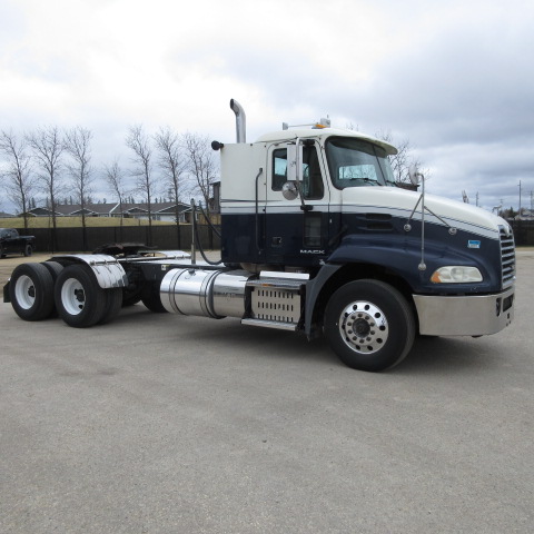 2015 Mack CXU 613