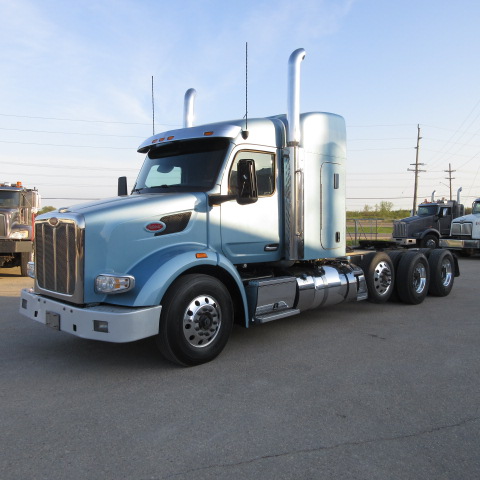 2023 Peterbilt 567