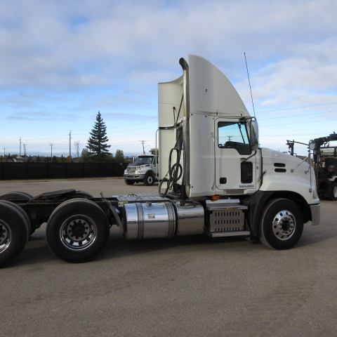 2016 Mack CXU 613