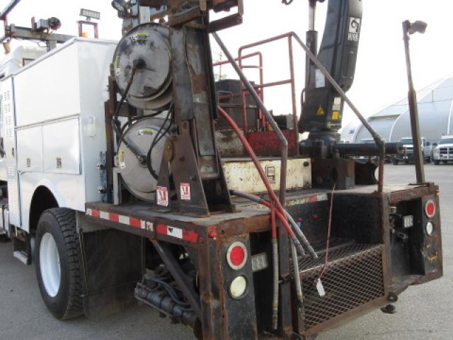 2013 Freightliner 108 SD Crew