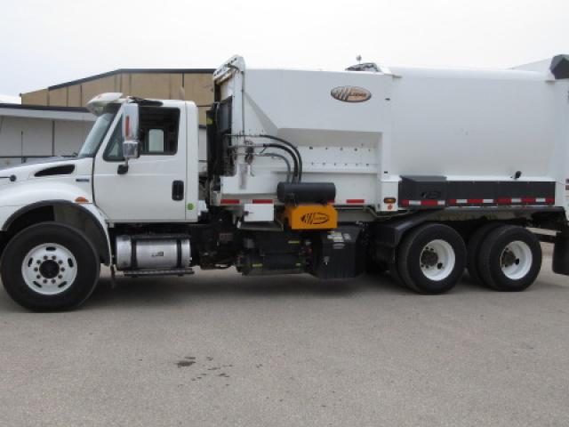2015 IHC Garbage Truck