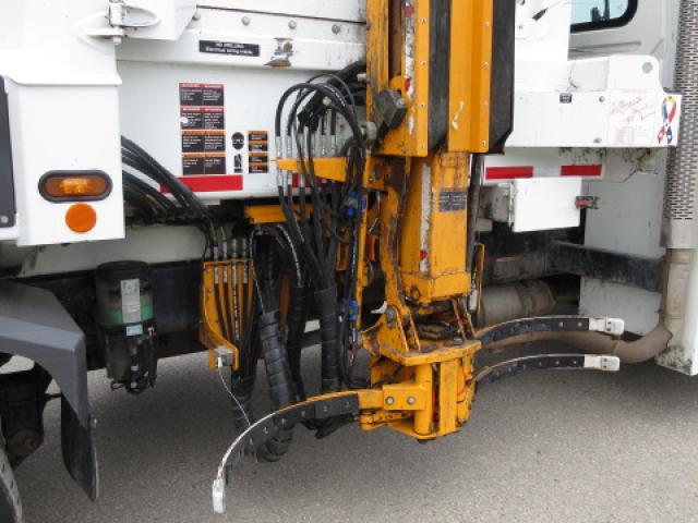 2015 IHC Garbage Truck
