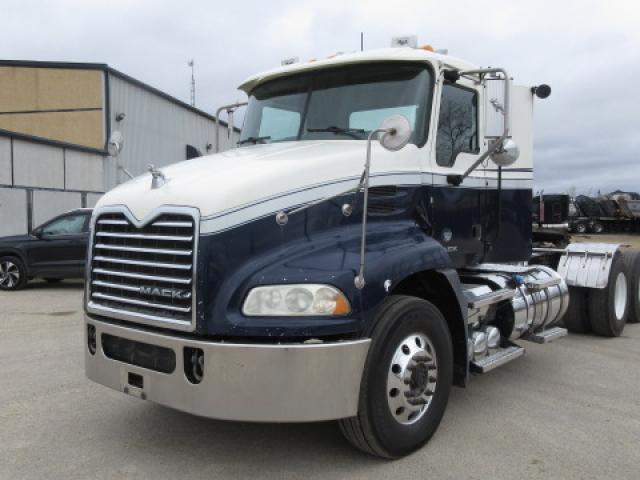 2015 Mack CXU 613