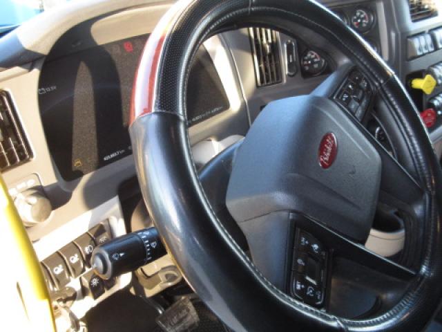 2023 Peterbilt 567