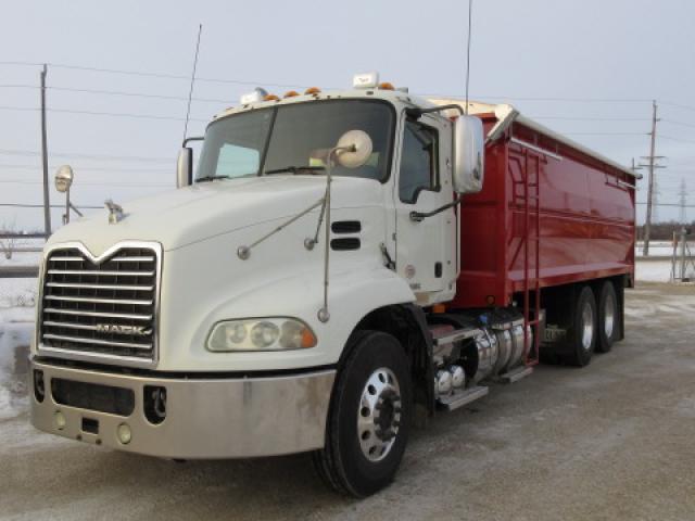 2016 Mack CXU 613
