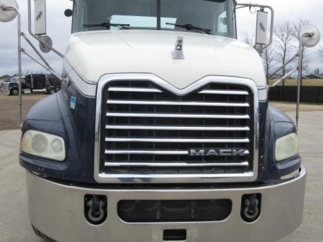 2015 Mack CXU 613