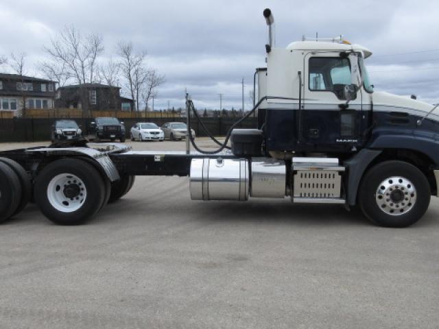 2015 Mack CXU 613