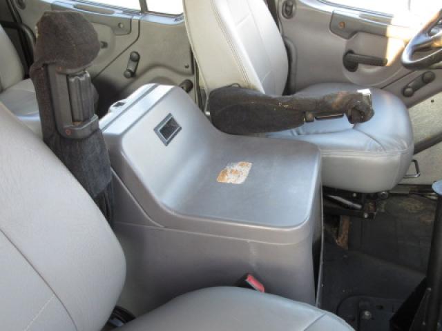 2013 Freightliner 108 SD Crew